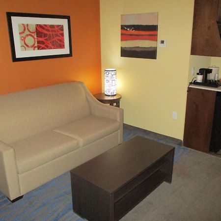 Best Western St. Louis Airport North Hotel & Suites Hazelwood Ngoại thất bức ảnh