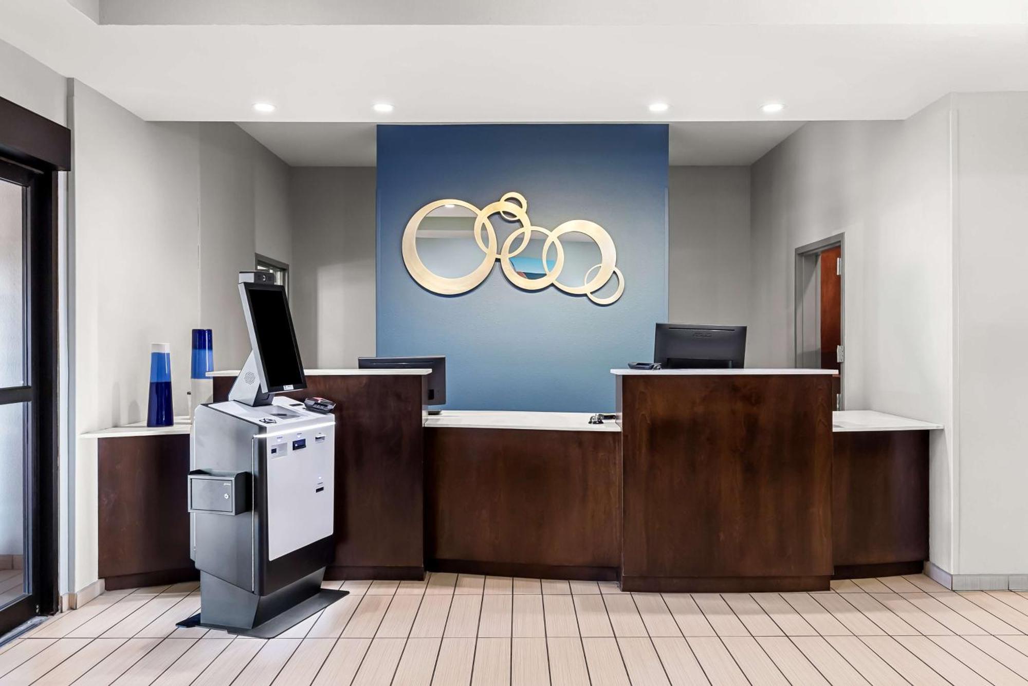 Best Western St. Louis Airport North Hotel & Suites Hazelwood Ngoại thất bức ảnh